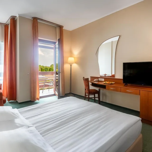 غرفة بسرير مزدوج بشرفة، Hotel Aquarell 1/5