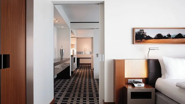 جناح بسرير كينج بغرفة نوم واحدة، InterContinental Berlin, an IHG Hotel 7/10