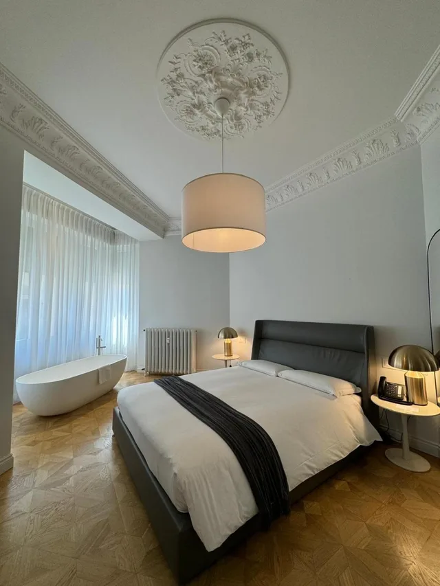 Deluxe, Queen Bed, Hotel Delle Nazioni 2/10