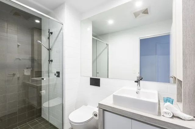 2 Bedrooms, Apartment, Partial Ocean View, Boardwalk Burleigh Beach 3/3