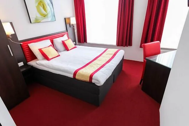 غرفة قياسية بسرير مزدوج، Hotel Allure 3/5