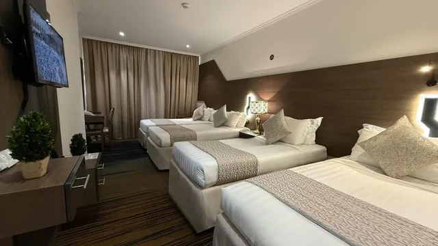 غرفة قياسية رباعية، فندق لمار اجياد الاول(Lamar Ajyad Hotel) 2/5