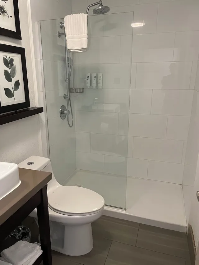 جناح بسريرين مزدوجين بغرفة نوم واحدة، Country Inn and Suites By Radisson Bakersfield, CA 5/5