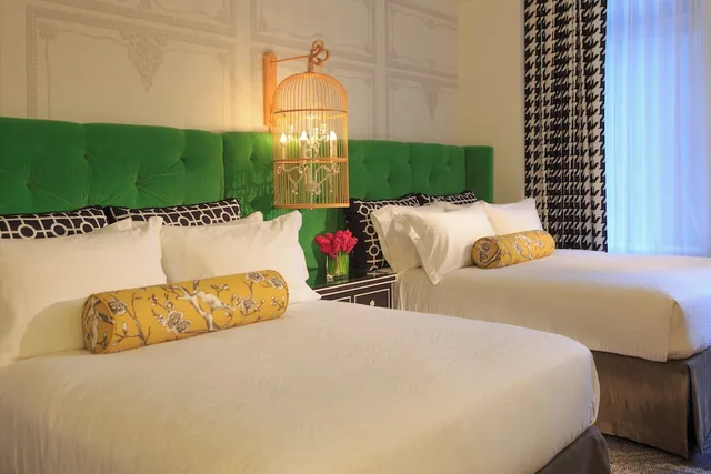 غرفة ديلوكس بسريرين كوين بإطلالة على المتنزه، Kimpton Hotel Monaco Pittsburgh 1/2