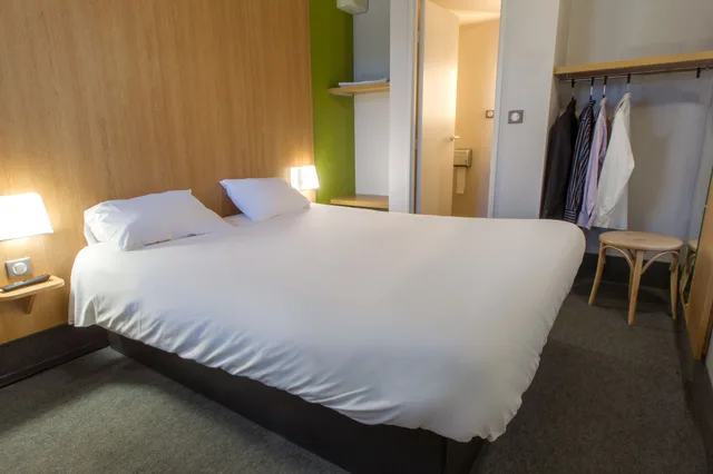 غرفة بسرير مزدوج لذوي الإعاقة، B&B HOTEL Troyes Barberey 1/4