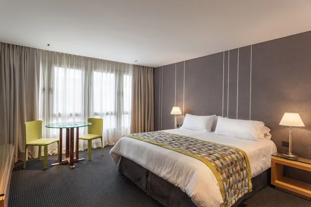 غرفة ديلوكس بسريرين منفصلين بغرفة نوم واحدة، Spa Republica Hotel 2/6