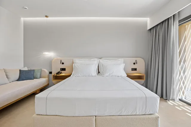 غرفة بسرير مزدوج بإطلالة على الحديقة، Ventale Island Breeze Resort 1/5