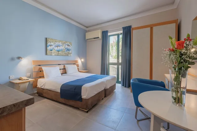 Inland, Twin Beds, Balcony، Xemxija Bay Hotel (ex Porto Azzurro) 2/3