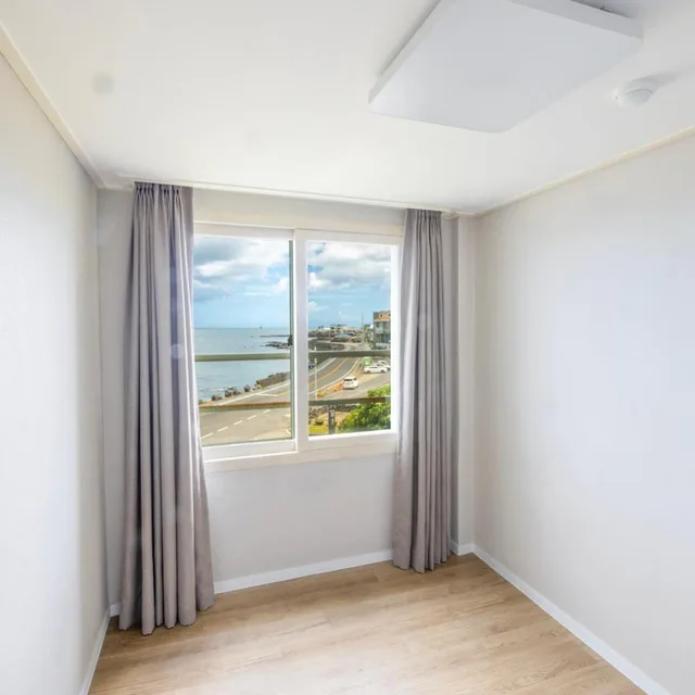 Kensington Royal Suite Ocean View، Kensington Resort Jeju Hanlim 7/10