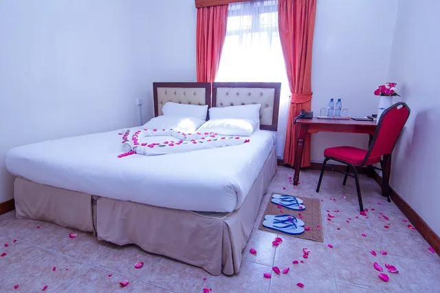 غرفة قياسية مفردة بسرير كوين، Chak Guest House & Conference Centre 1/5
