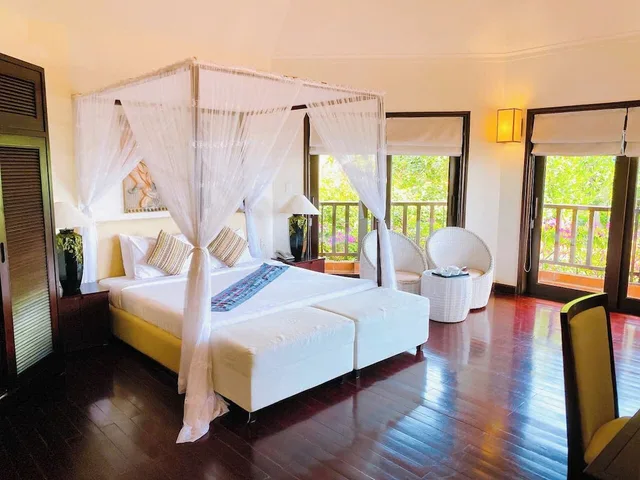 بنغل بسرير كوين بإطلالة على البحر، Poshanu Resort 9/10