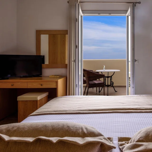 جناح عائلي بحوض جاكوزي، Aliter Suites 3/10