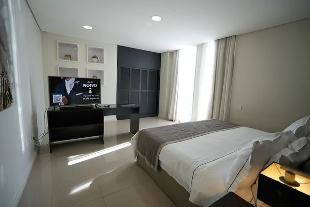 Master, Suite, King Bed، Wyndham Golden Foz 2/8