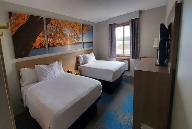 غرفة بسريرين كوين، Days Inn by Wyndham Willmar 8/10