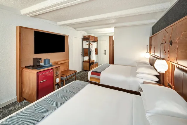 Room, 2 Queen Beds, The Wildbirch Hotel in JdV by Hyatt 3/4