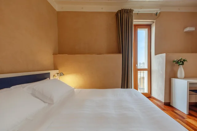 جناح جونيور بإطلالة على البحر، RESIDENCE LA GANCIA 3/7