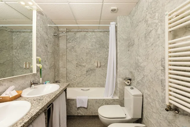 جناح جونيور بسرير مزدوج مع أريكة، S'Argamassa Boutique Hotel 5/6