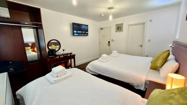 غرفة قياسية ثلاثية، Hotel Blackpool 3/5