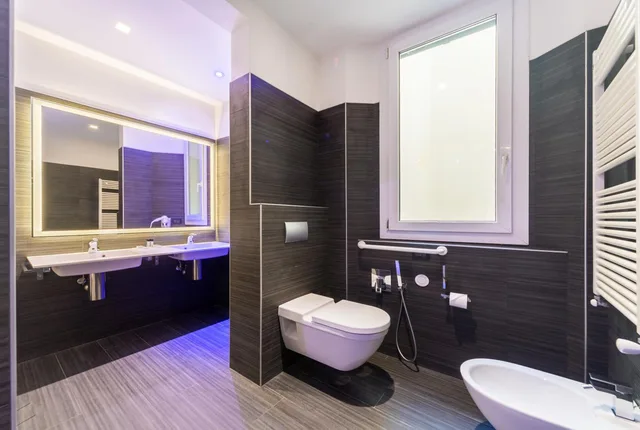 غرفة تنفيذية عائلية، Metropolitan Hotel 7/9