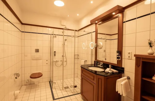 جناح ديلوكس بسرير كوين، Louisas Place Hotel 9/9