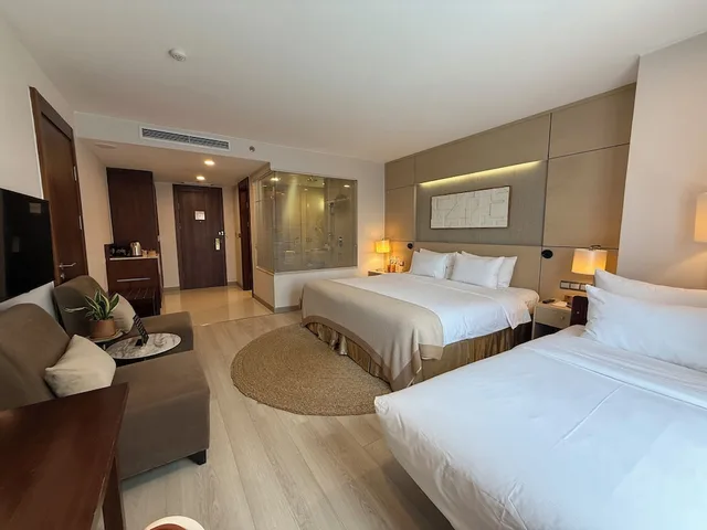 غرفة بريميوم ثلاثية بسريرين منفصلين بإطلالة على المدينة، The Ann Hanoi Hotel 4/10