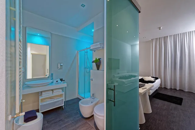 غرفة تنفيذية عائلية، Metropolitan Hotel 9/9