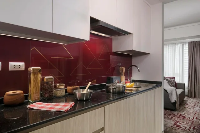 استوديو بريميير، Somerset Central Salcedo Makati 7/7