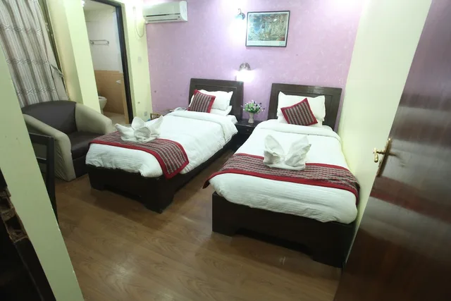 غرفة ديلوكس بسرير كينج بإطلالة على المدينة بحمام خاص، Hotel Kathmandu Home Nepal 9/10