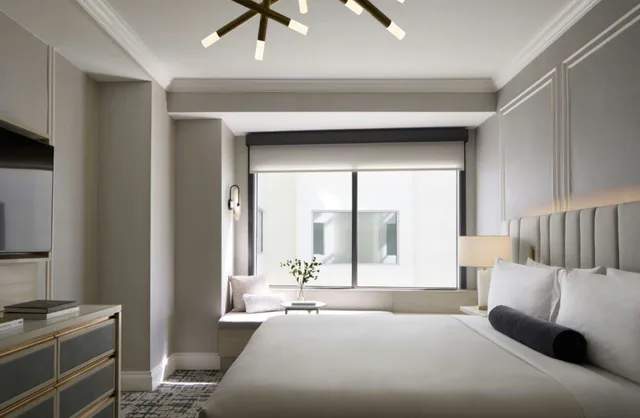 غرفة كلاسيكية بسرير كينج لذوي الإعاقة، InterContinental Hotels Indianapolis, an IHG Hotel 1/4