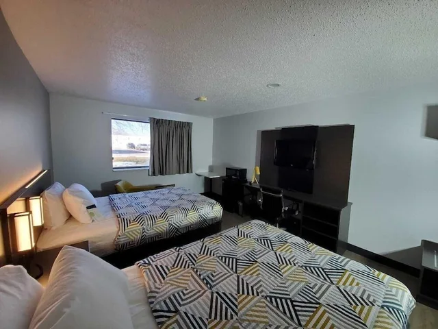 غرفة ديلوكس بسريرين مزدوجين، Motel6 Kewanee, IL 3/8