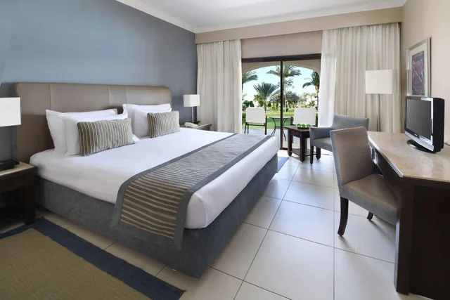 Jaz Blue View, Deluxe, Double Bed, Pool View، JAZ Aquamarine 1/2