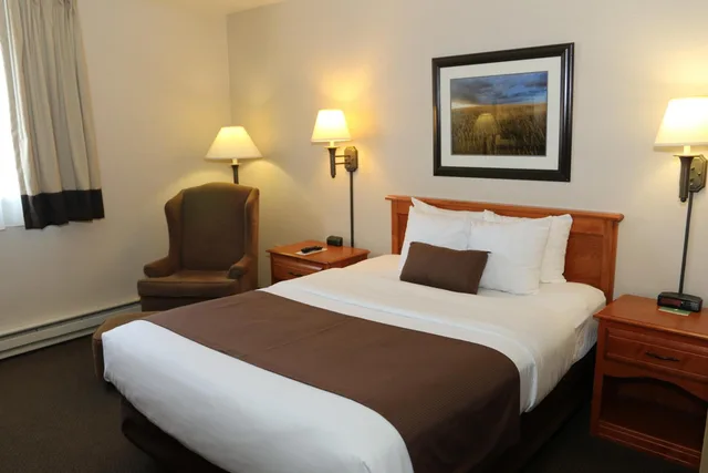 1 Queen Bed - Mob Acc RI Shwr Nsmk Micfridg، Motel6 Minot, ND 3/10