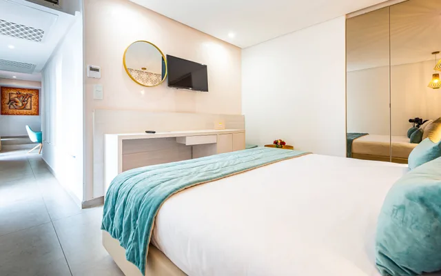 جناح جونيور بسرير مزدوج بإطلالة على المسبح، Medina Gardens - Adult only 2/4