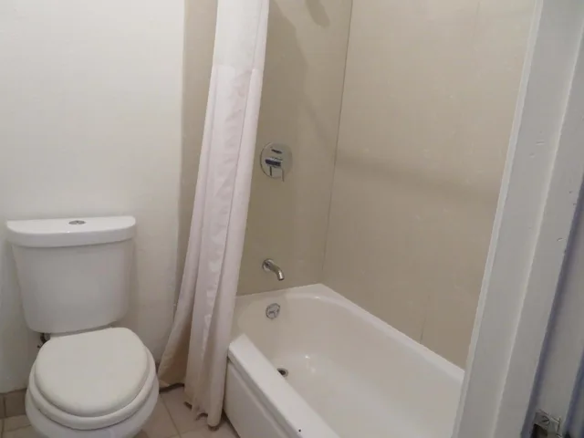 غرفة بسرير كوين لغير المدخنين، Carquinez Inn Vallejo I 80 Near Napa Valley 7/10