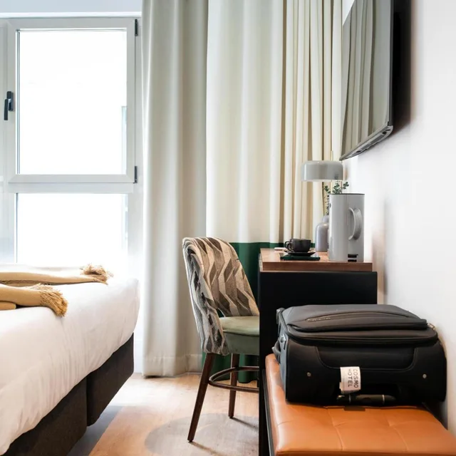 غرفة سوبيريور بسرير كينج، COSMO HOTEL Y BAR 5/10