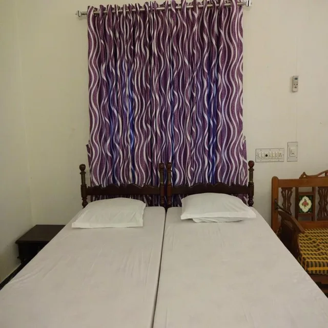 غرفة ديلوكس بسرير مزدوج، HOTEL WHITE ROSE FORT KOCHI 3/3