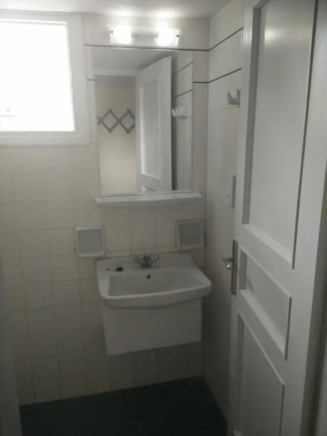 1 Bedroom, Apartment, Dolphins Apartments 4/6
