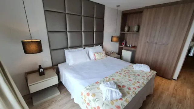 جناح رئاسي بسرير كوين بإطلالة على البحر، Brisamar Hotel 3/5