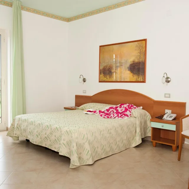 غرفة بسرير مزدوج بشرفة، Oasiclub Hotel 6/10