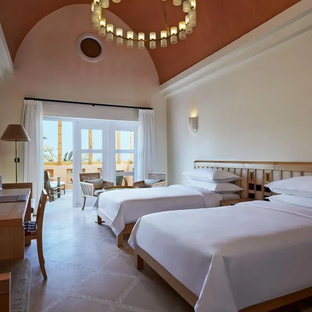 Guest Room, Deluxe, Twin Beds, Beach Front، Sheraton Miramar Resort El Gouna 2/9