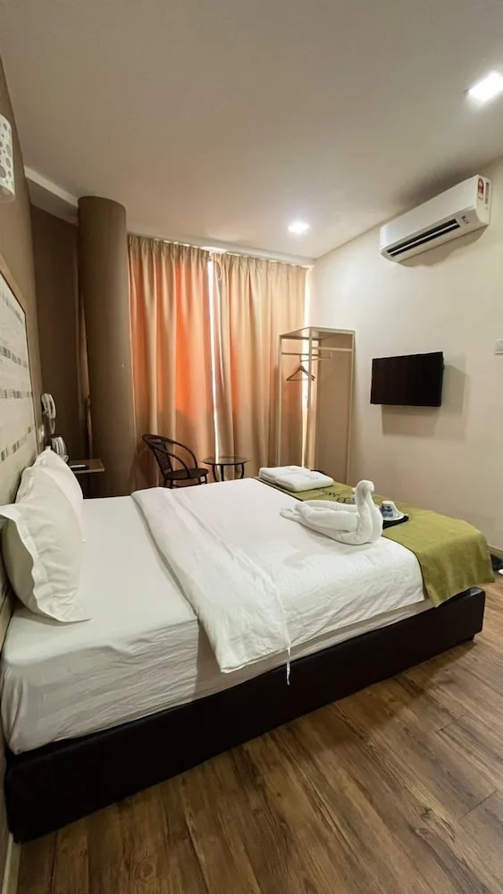 غرفة ديلوكس بسرير كوين، S8 Boutique Hotel 1/6