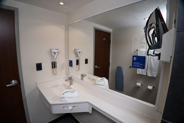 room, 2 double beds, City Express by Marriott Santiago Aeropuerto Chile 7/7