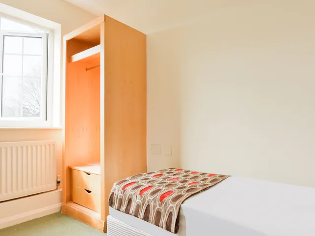 Standard Single Room, OYO Shilton Inn 1/5