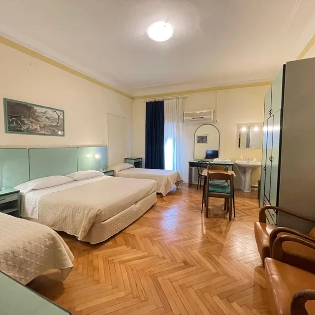 غرفة رباعية بحمام مشترك، Albergo Panorama 1/10