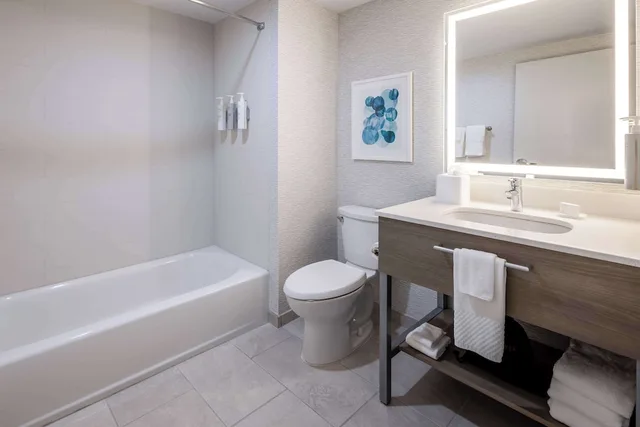 جناح بسريرين كوين مع أريكة، Hampton Inn & Suites Venice Bayside South Sarasota 5/6