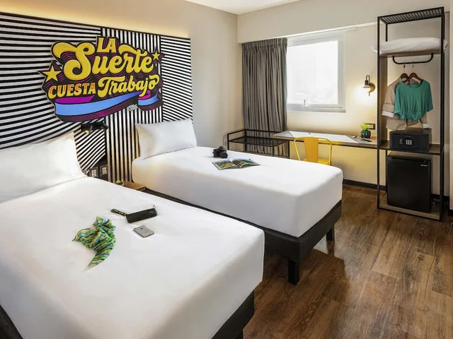 Standard, Twin Beds, ibis Styles Lima San Isidro 1/10