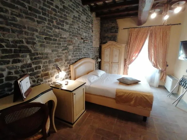 غرفة كلاسيكية بسرير كوين، Relais Castrum Boccea Hotel 5/8