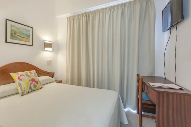 غرفة مفردة بشرفة، Js Horitzo Hotel 2/15