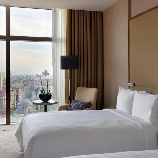 2 Bedrooms, Executive, Suite, Sea View, Lounge Access, Istanbul Marriott Hotel Sisli 1/4
