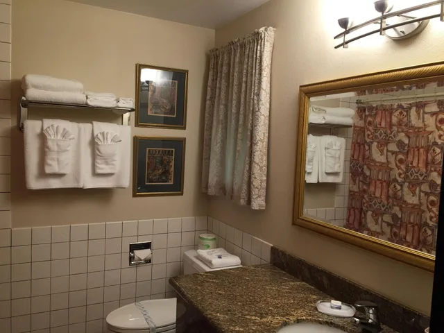 غرفة بسرير مزدوج بإطلالة على المرفأ، Port Angeles Inn 3/3
